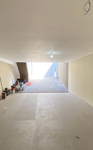 Casa à venda com 220m², 3 quartos e 5 vagasÁrea externa