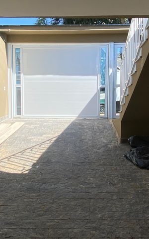 Casa à venda com 220m², 3 quartos e 4 vagasGaragem