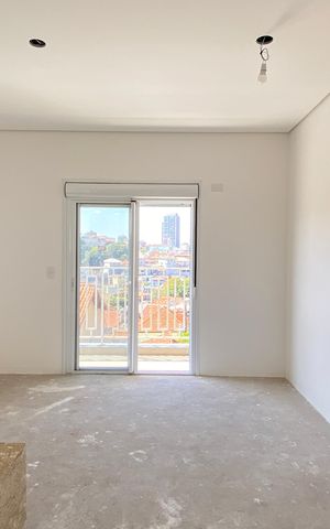 Casa à venda com 220m², 3 quartos e 4 vagasSuíte 3