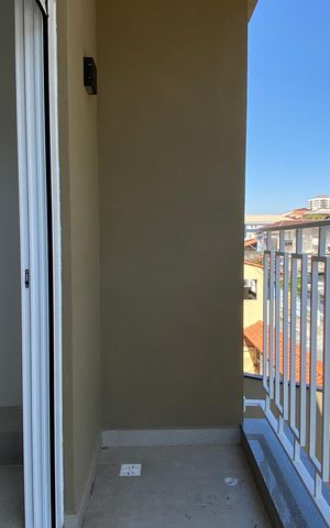 Casa à venda com 220m², 3 quartos e 4 vagasSuíte 1 - Varanda