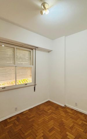 Casa de condomínio à venda com 132m², 3 quartos e sem vaga