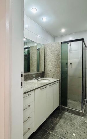 Casa de condomínio à venda com 132m², 3 quartos e sem vaga