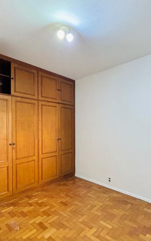 Casa de condomínio à venda com 132m², 3 quartos e sem vaga