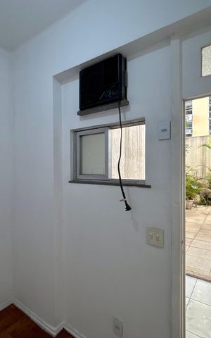 Casa de condomínio à venda com 132m², 3 quartos e sem vaga