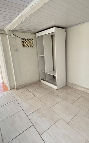 Casa para alugar com 60m², 1 quarto e sem vagaSala/Quarto