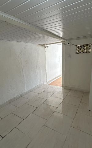 Casa para alugar com 60m², 1 quarto e sem vagaSala/Quarto