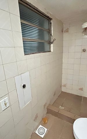 Casa para alugar com 90m², 2 quartos e sem vagaBanheiro da Suíte