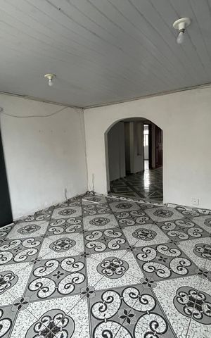 Casa para alugar com 90m², 2 quartos e sem vagaSala