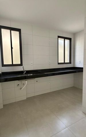 Apartamento à venda com 60m², 2 quartos e 1 vaga Apartamento à venda com 60m², 2 quartos e 1 vagaCozinha e Área de Serviço