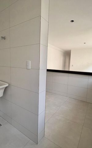 Apartamento à venda com 60m², 2 quartos e 1 vaga Apartamento à venda com 60m², 2 quartos e 1 vagaCozinha e Área de Serviço