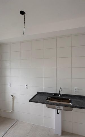 Apartamento à venda com 44m², 2 quartos e 1 vagaCozinha e Área de Serviço