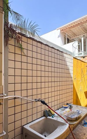 Casa para alugar com 130m², 2 quartos e 1 vaga Casa para alugar com 130m², 2 quartos e 1 vagaÁrea de Serviço
