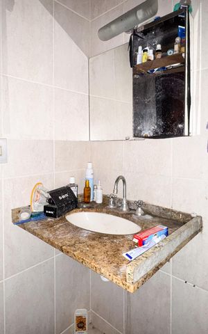 Casa para alugar com 130m², 2 quartos e 1 vaga Casa para alugar com 130m², 2 quartos e 1 vagaBanheiro Social