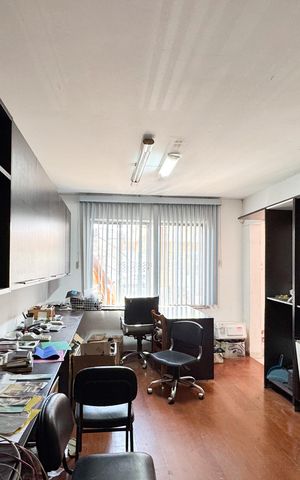Casa para alugar com 130m², 2 quartos e 1 vaga Casa para alugar com 130m², 2 quartos e 1 vagaSala