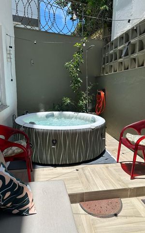 Apartamento à venda com 95m², 2 quartos e 1 vaga Apartamento à venda com 95m², 2 quartos e 1 vagaÁrea externa