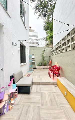 Apartamento à venda com 95m², 2 quartos e 1 vaga Apartamento à venda com 95m², 2 quartos e 1 vagaÁrea externa
