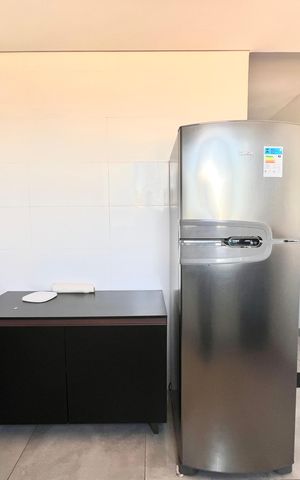 Casa à venda com 180m², 3 quartos e 2 vagas Casa à venda com 180m², 3 quartos e 2 vagasCozinha