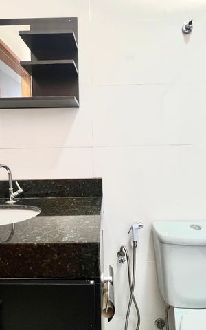 Casa à venda com 180m², 3 quartos e 2 vagas Casa à venda com 180m², 3 quartos e 2 vagasBanheiro Social