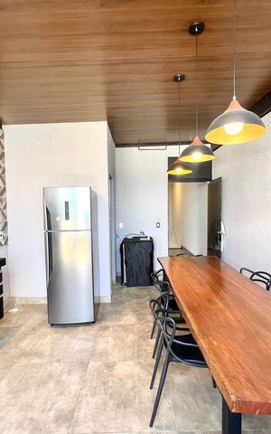 Casa à venda com 180m², 3 quartos e 2 vagas Casa à venda com 180m², 3 quartos e 2 vagasCobertura