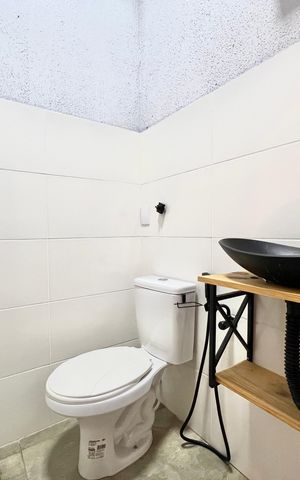 Casa à venda com 180m², 3 quartos e 2 vagas Casa à venda com 180m², 3 quartos e 2 vagasLavabo