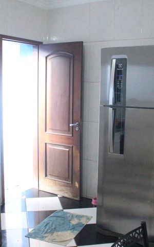 Casa para alugar com 114m², 4 quartos e 2 vagasCozinha