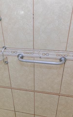 Apartamento para alugar com 75m², 2 quartos e 1 vaga Apartamento para alugar com 75m², 2 quartos e 1 vagaBanheiro
