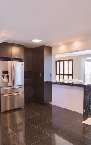 Apartamento para alugar com 186m², 3 quartos e 4 vagas Apartamento para alugar com 186m², 3 quartos e 4 vagasCozinha