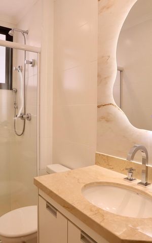 Apartamento para alugar com 186m², 3 quartos e 4 vagas Apartamento para alugar com 186m², 3 quartos e 4 vagasBanheiro do Quarto 2