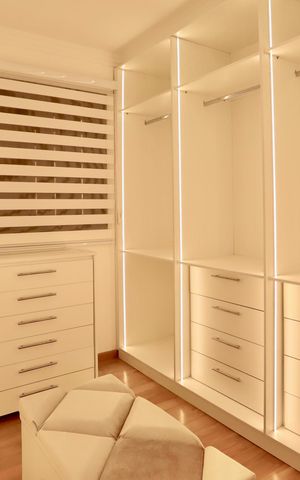 Apartamento para alugar com 186m², 3 quartos e 4 vagas Apartamento para alugar com 186m², 3 quartos e 4 vagasCloset do quarto 1