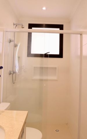 Apartamento para alugar com 186m², 3 quartos e 4 vagas Apartamento para alugar com 186m², 3 quartos e 4 vagasBanheiro do Quarto 3