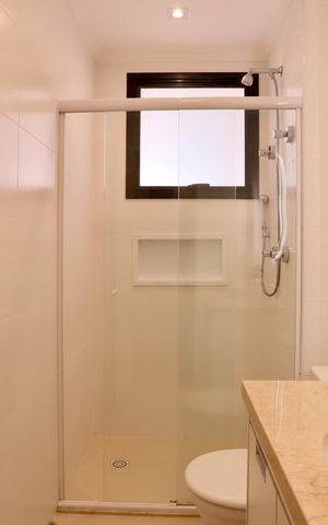 Apartamento para alugar com 186m², 3 quartos e 4 vagas Apartamento para alugar com 186m², 3 quartos e 4 vagasBanheiro do Quarto 2
