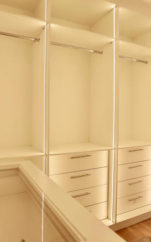 Apartamento para alugar com 186m², 3 quartos e 4 vagas Apartamento para alugar com 186m², 3 quartos e 4 vagasCloset do quarto 1