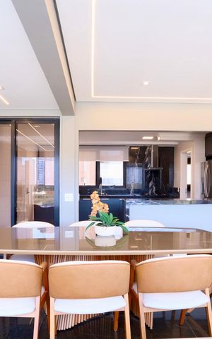 Apartamento para alugar com 186m², 3 quartos e 4 vagas Apartamento para alugar com 186m², 3 quartos e 4 vagasSala de Jantar