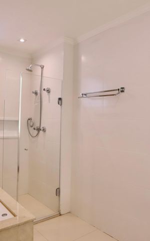 Apartamento para alugar com 186m², 3 quartos e 4 vagas Apartamento para alugar com 186m², 3 quartos e 4 vagasBanheiro do Quarto 1