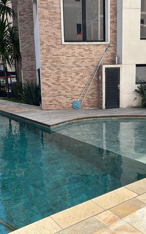 Apartamento para alugar com 186m², 3 quartos e 4 vagas Apartamento para alugar com 186m², 3 quartos e 4 vagasPiscina