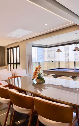 Apartamento para alugar com 186m², 3 quartos e 4 vagas Apartamento para alugar com 186m², 3 quartos e 4 vagasSala de Jantar