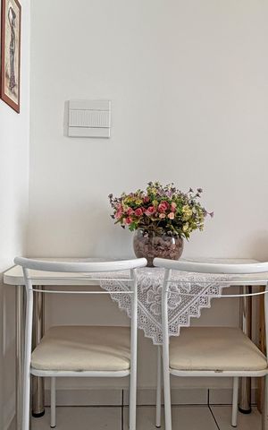 Studio para alugar com 28m², 1 quarto e sem vagaSala/Quarto