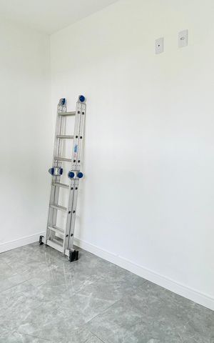 Casa de condomínio para alugar com 50m², 2 quartos e 2 vagas Casa de condomínio para alugar com 50m², 2 quartos e 2 vagasQuarto