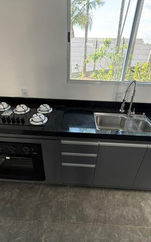 Casa de condomínio para alugar com 50m², 2 quartos e 2 vagas Casa de condomínio para alugar com 50m², 2 quartos e 2 vagasCozinha