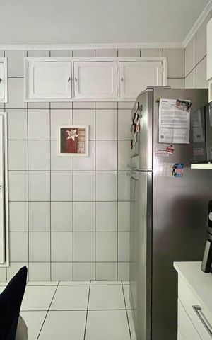 Casa à venda com 300m², 3 quartos e 3 vagas Casa à venda com 300m², 3 quartos e 3 vagasCozinha