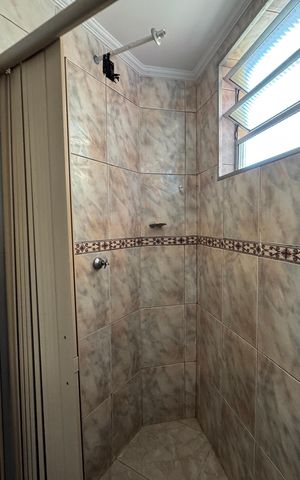 Apartamento para alugar com 55m², 2 quartos e 1 vaga Apartamento para alugar com 55m², 2 quartos e 1 vagaBanheiro