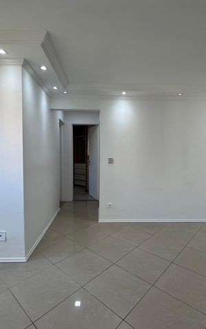 Apartamento para alugar com 55m², 2 quartos e 1 vaga Apartamento para alugar com 55m², 2 quartos e 1 vagaSala