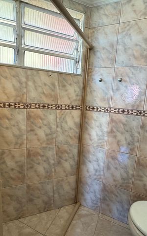 Apartamento para alugar com 55m², 2 quartos e 1 vaga Apartamento para alugar com 55m², 2 quartos e 1 vagaBanheiro
