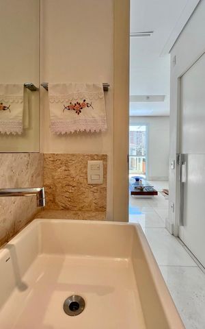 Apartamento para alugar com 236m², 4 quartos e 3 vagasLavabo