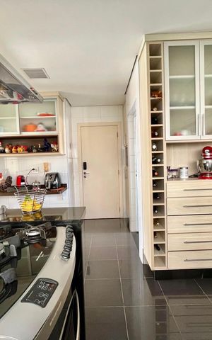 Apartamento para alugar com 236m², 4 quartos e 3 vagasCozinha