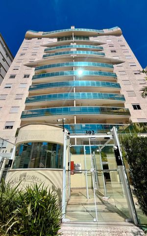 Apartamento para alugar com 236m², 4 quartos e 3 vagasFachada do Prédio