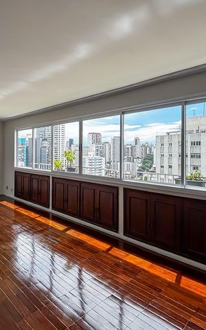 Apartamento para alugar com 123m², 3 quartos e 1 vaga