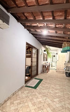 Casa à venda com 125m², 2 quartos e 3 vagasGaragem