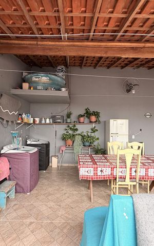 Casa à venda com 125m², 2 quartos e 3 vagasChurrasqueira e Área de Serviço