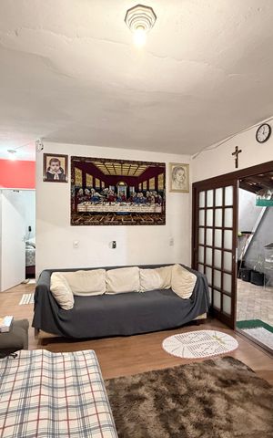 Casa à venda com 125m², 2 quartos e 3 vagasSala